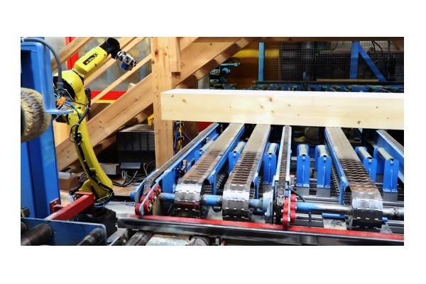 Automatic 3D Recognition and Marking of Wooden Beams