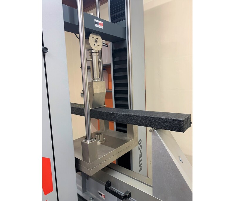 Bespoke 3 Point Bend & Compression Testing Machine & Fixtures