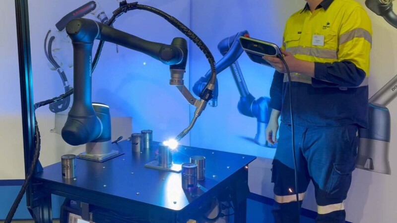 Article by Diverseco: How Safe Are Cobots?