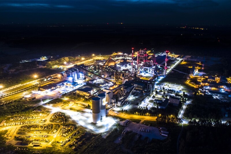 Cement Ożarów reduces CO2 emissions in cement production with Qlar’s Schenck Process technology