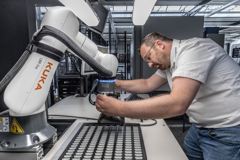 Solid Sands Case Study: Aiding compiler/library selection for functional safety in KUKA’s advanced robots